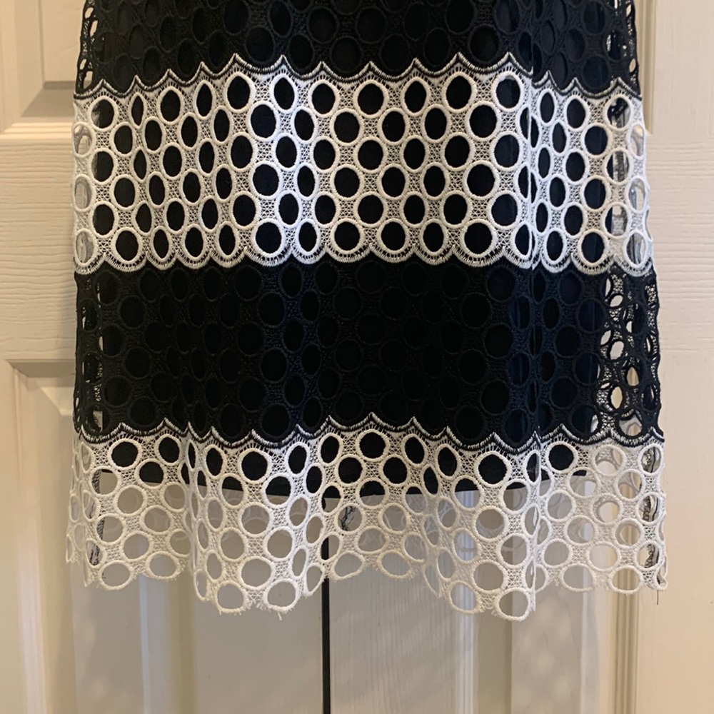 Just…Taylor Eyelet Dress - Picture 4 of 7